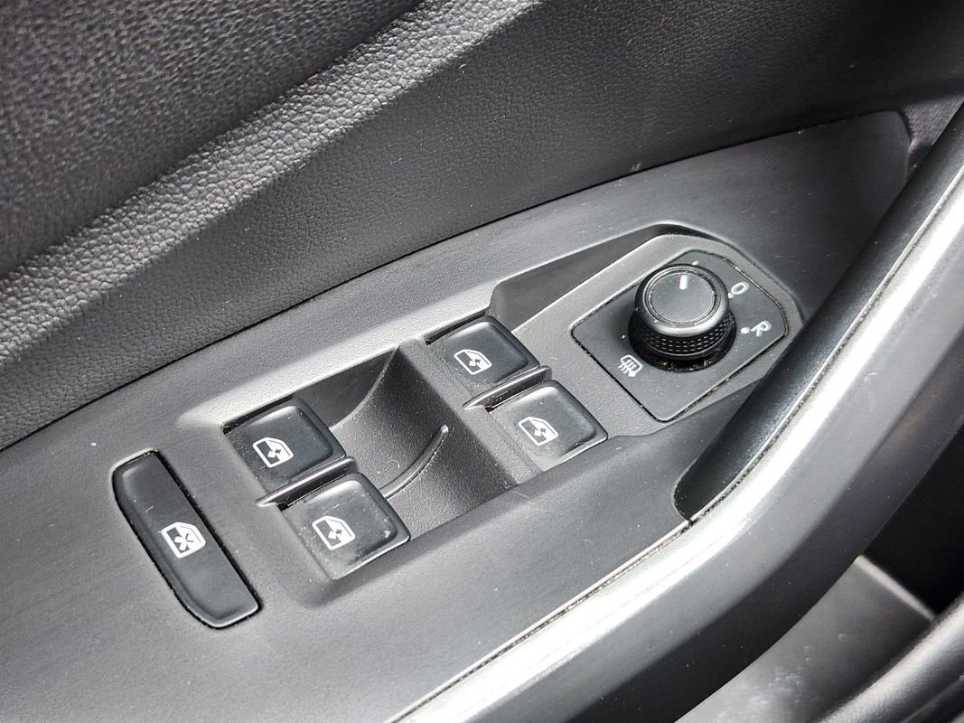 Used 2019 Volkswagen Jetta S w/ Driver Assistance Package FWD image 25
