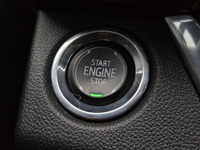 Used 2025 Buick Envista Sport Touring w/ Experience Buick Package FWD image 30