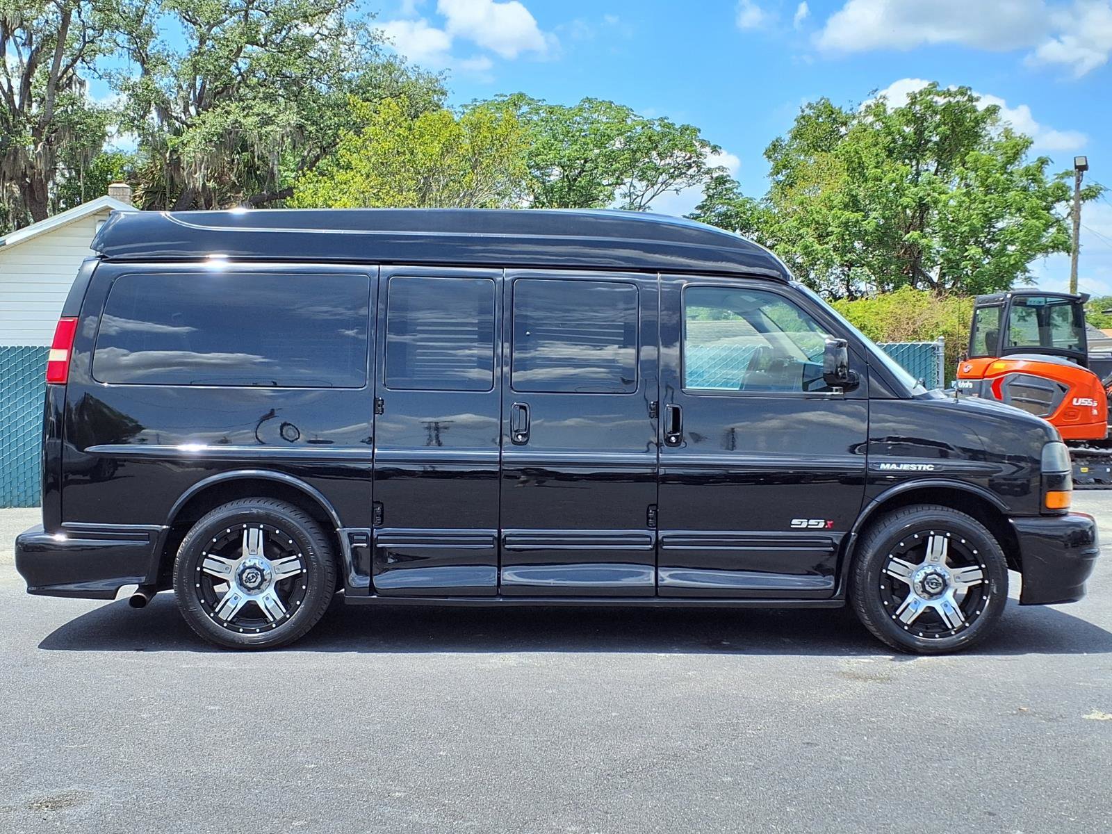Used 2014 GMC Savana 1500 AWD image 31