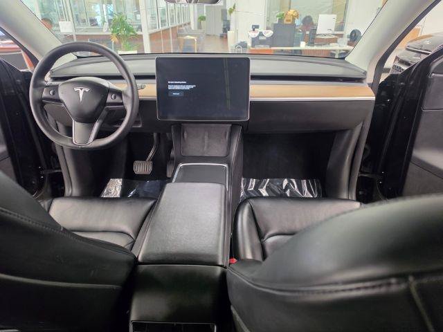 Used 2021 Tesla Model Y Long Range AWD/4WD image 10