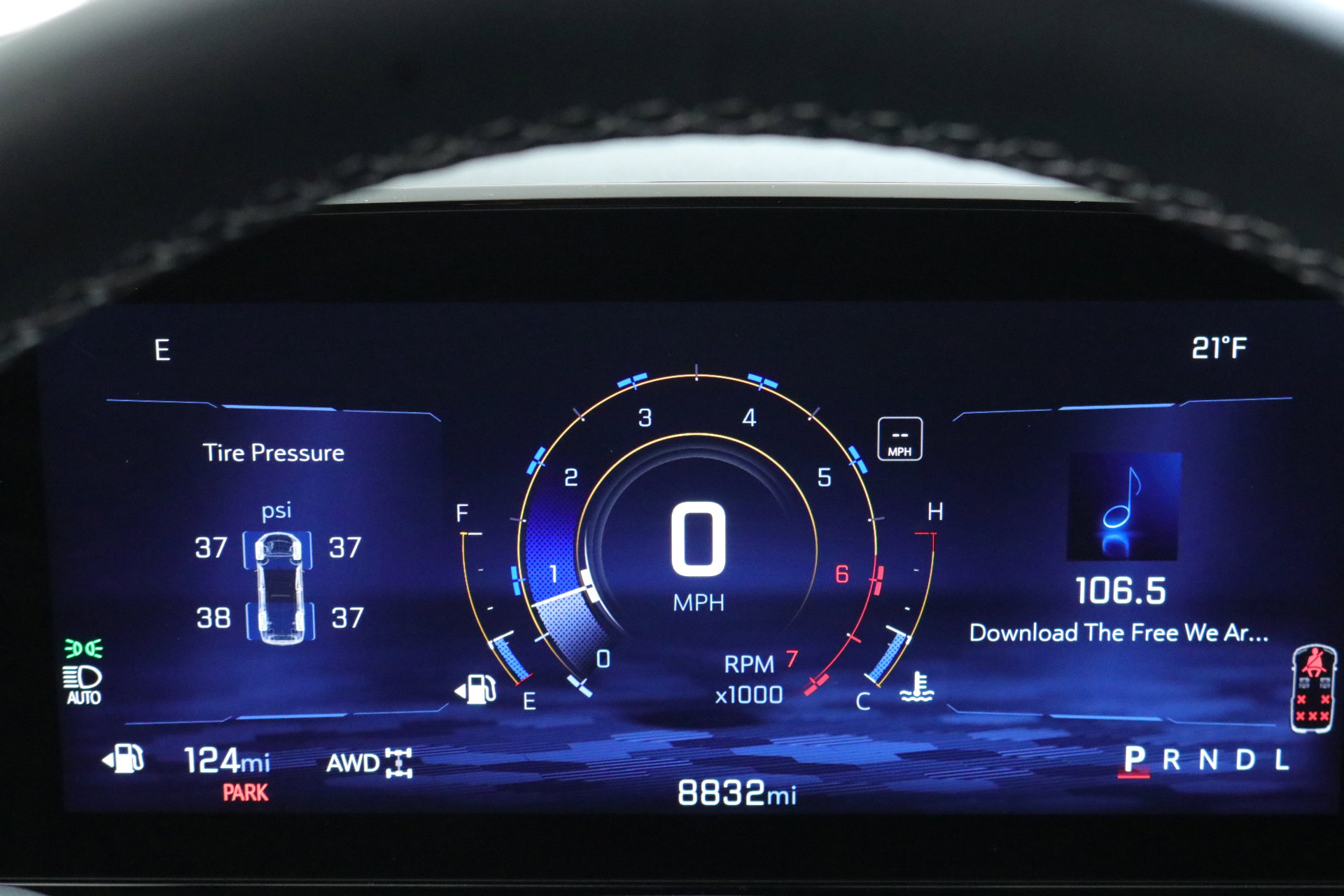 Used 2024 Chevrolet Traverse Z71 image 16