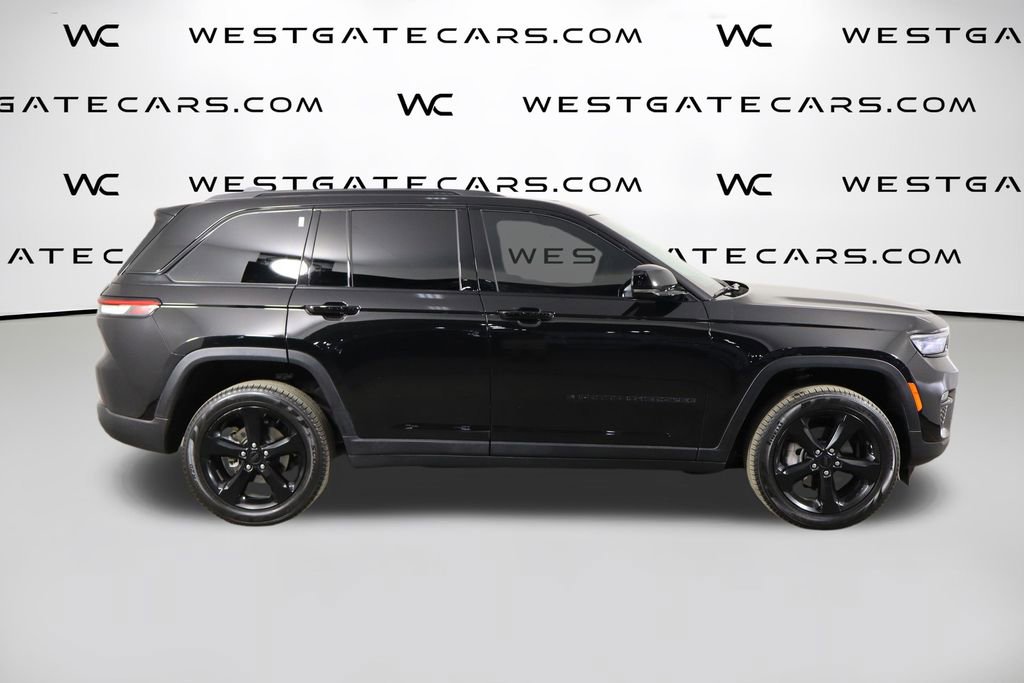 Used 2024 Jeep Grand Cherokee Limited w/ Black Appearance Package image 59
