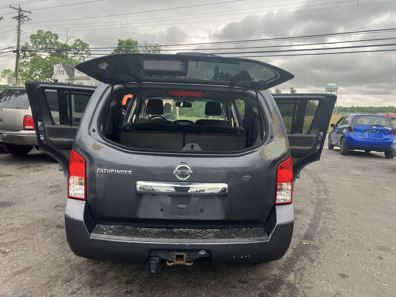 Used 2011 Nissan Pathfinder SV AWD/4WD image 38