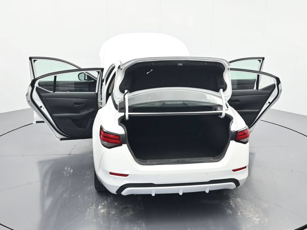 Used 2024 Nissan Sentra SV FWD image 45
