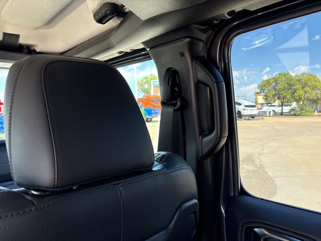 New 2025 Jeep Wrangler Unlimited Sahara image 42
