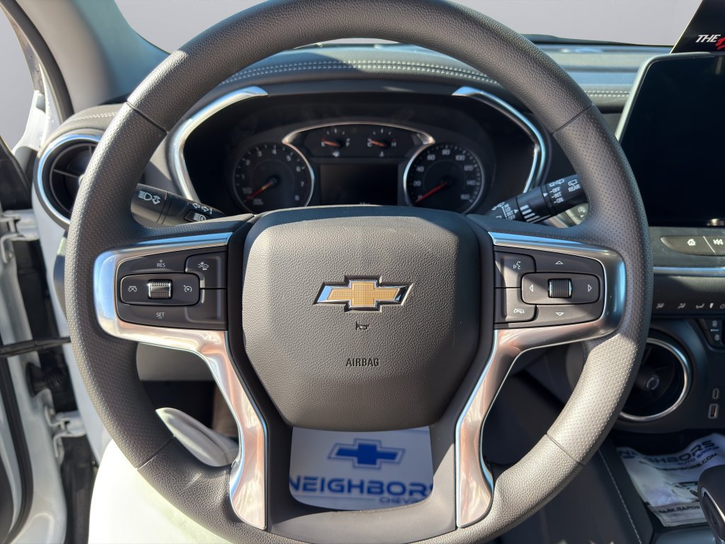 New 2026 Chevrolet Blazer LT w/ Convenience Package AWD/4WD image 14