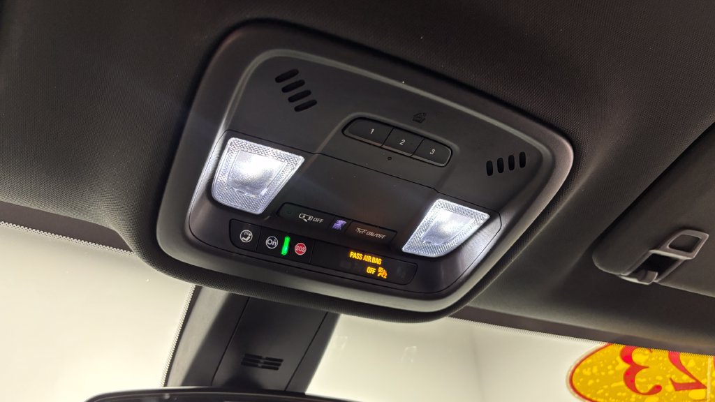 Used 2023 Chevrolet Traverse LT w/ LPO, Floor Liner Package AWD/4WD image 26