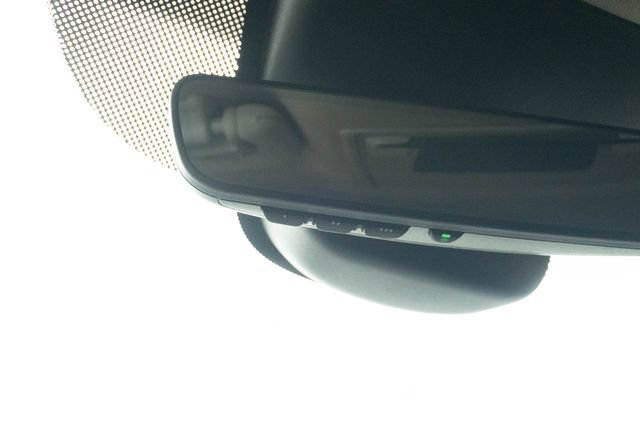 Used 2025 Honda Pilot EX-L image 31
