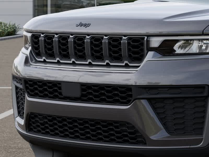 New 2026 Jeep Grand Cherokee Altitude AWD/4WD image 11