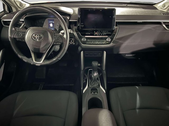 Used 2023 Toyota Corolla Cross LE w/ Moonroof Package AWD/4WD image 15