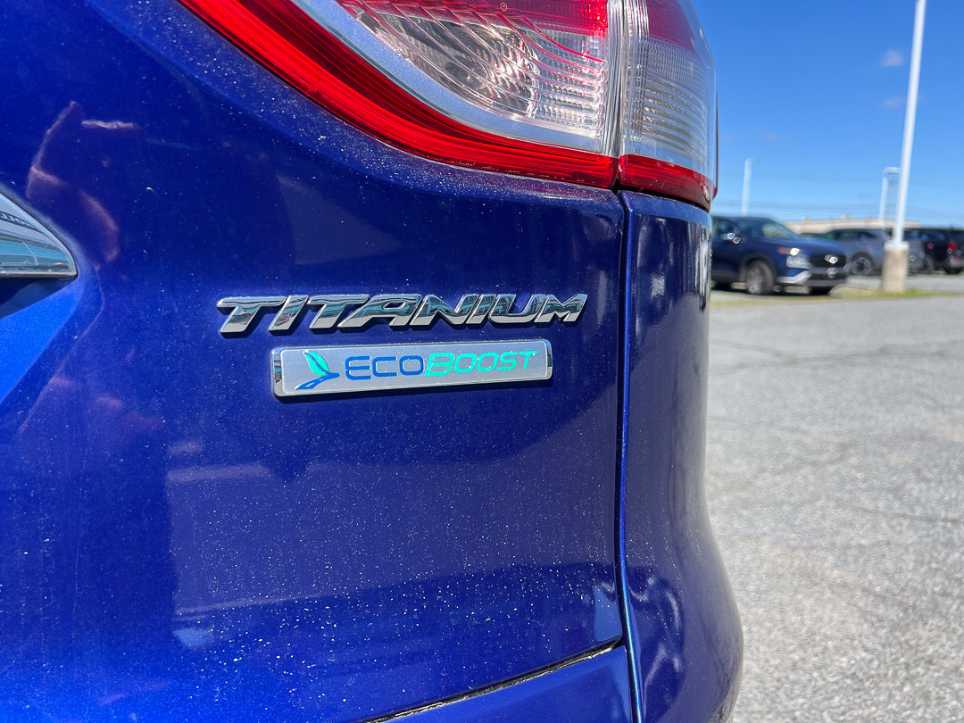Used 2016 Ford Escape Titanium image 5