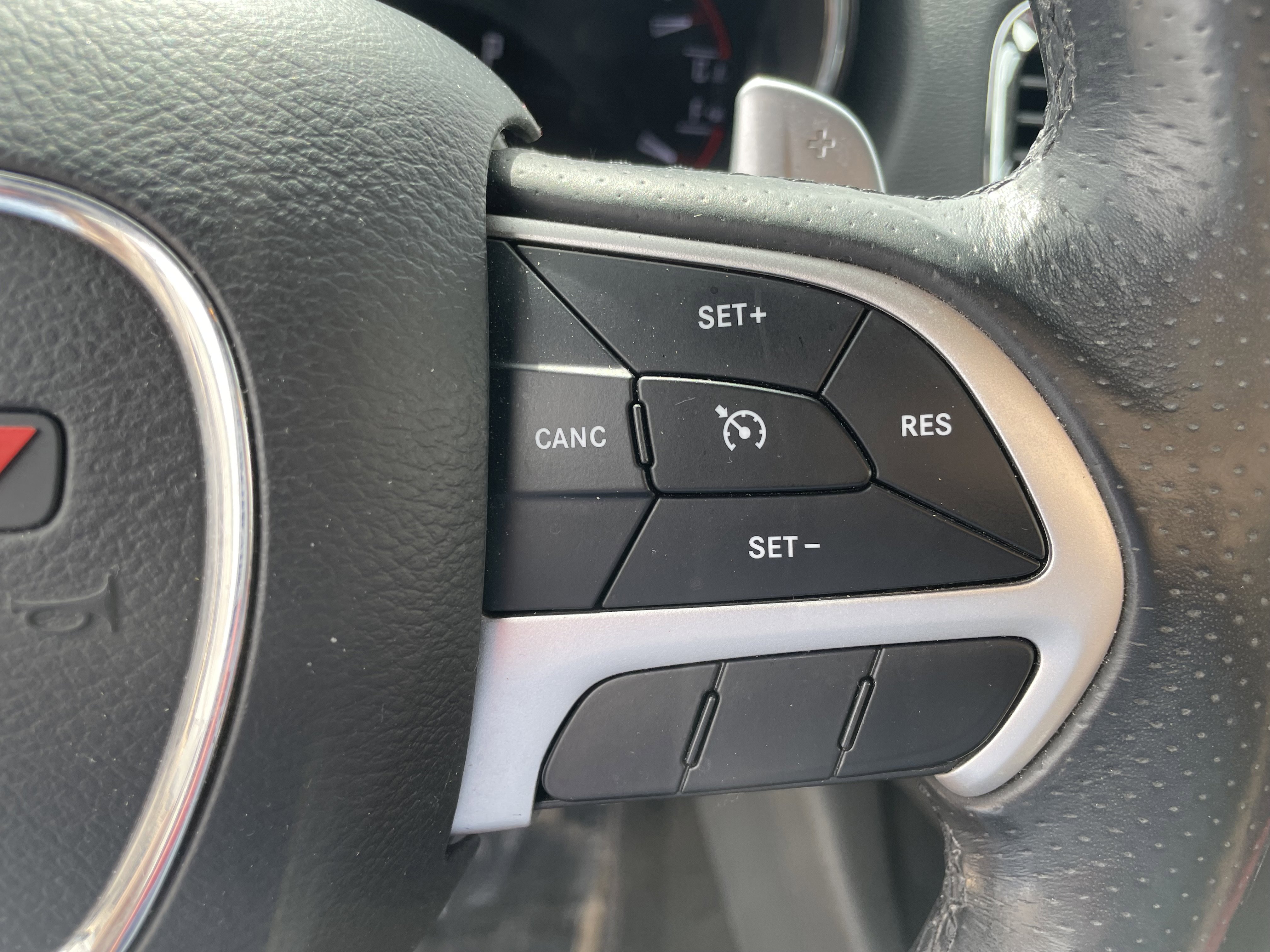 Used 2017 Dodge Durango R/T AWD/4WD image 15