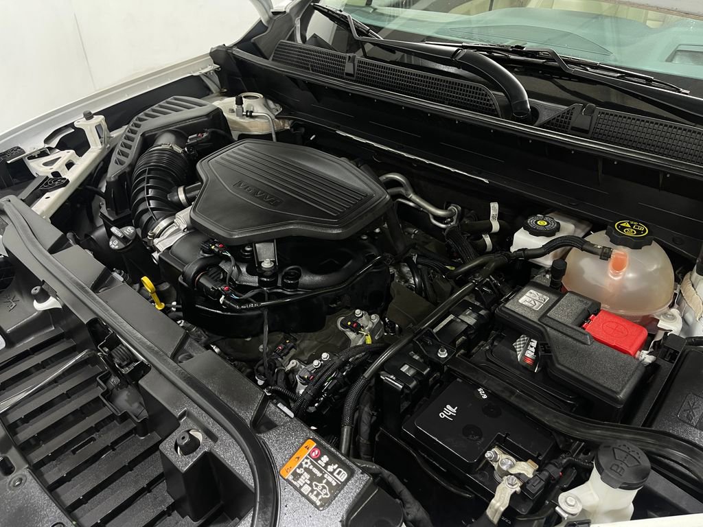 Used 2021 GMC Acadia Denali w/ Denali Technology Package image 28