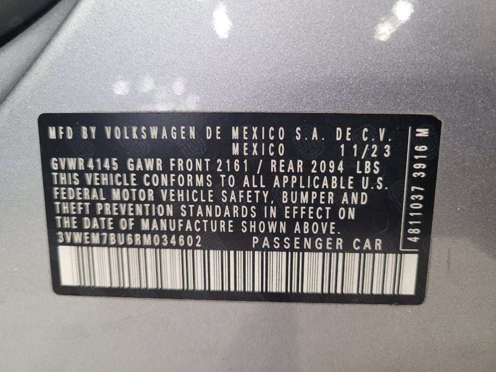 Used 2024 Volkswagen Jetta SE FWD image 33