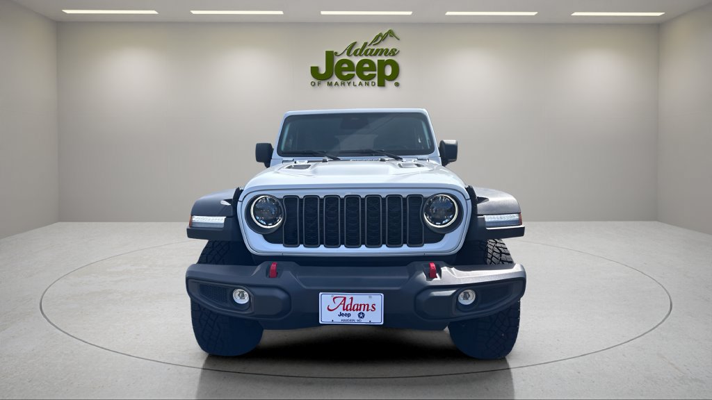 Used 2025 Jeep Wrangler Unlimited Rubicon AWD/4WD image 2