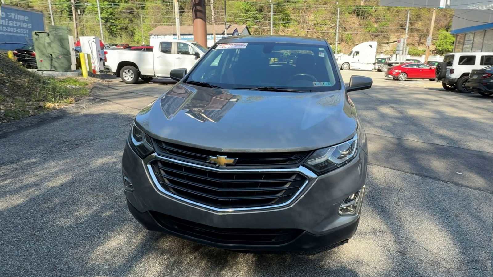 Used 2019 Chevrolet Equinox LT image 3