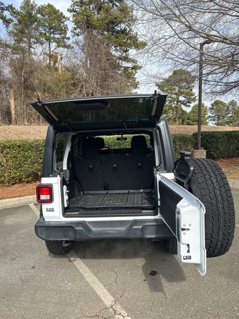 Used 2021 Jeep Wrangler Unlimited Sport image 30