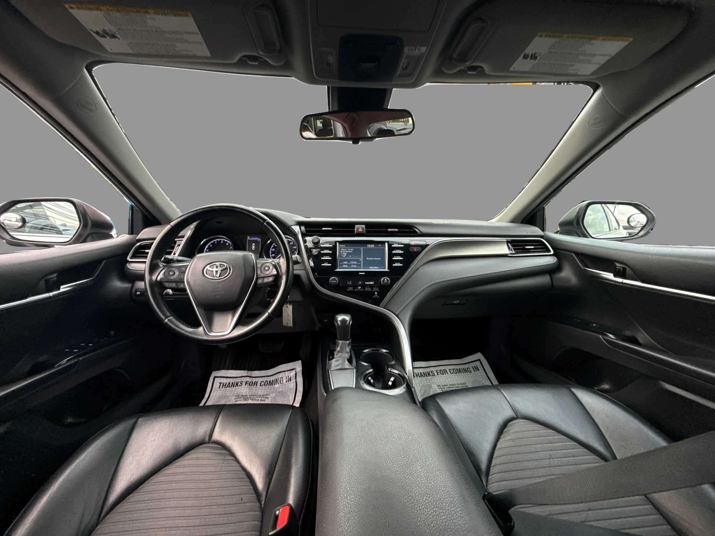 Used 2020 Toyota Camry SE FWD image 20