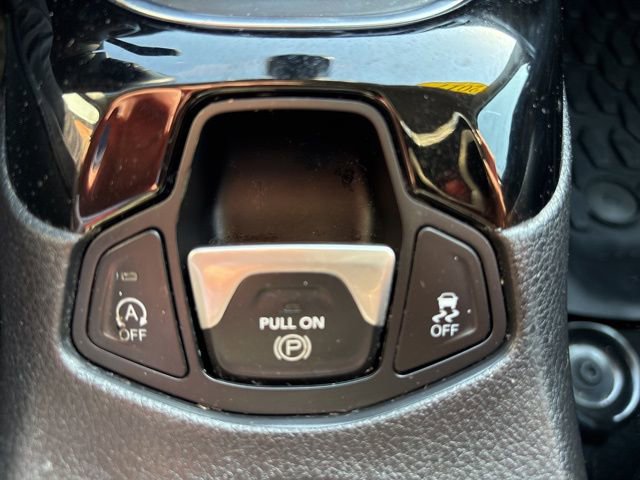 Used 2017 Jeep Compass Limited AWD/4WD image 28