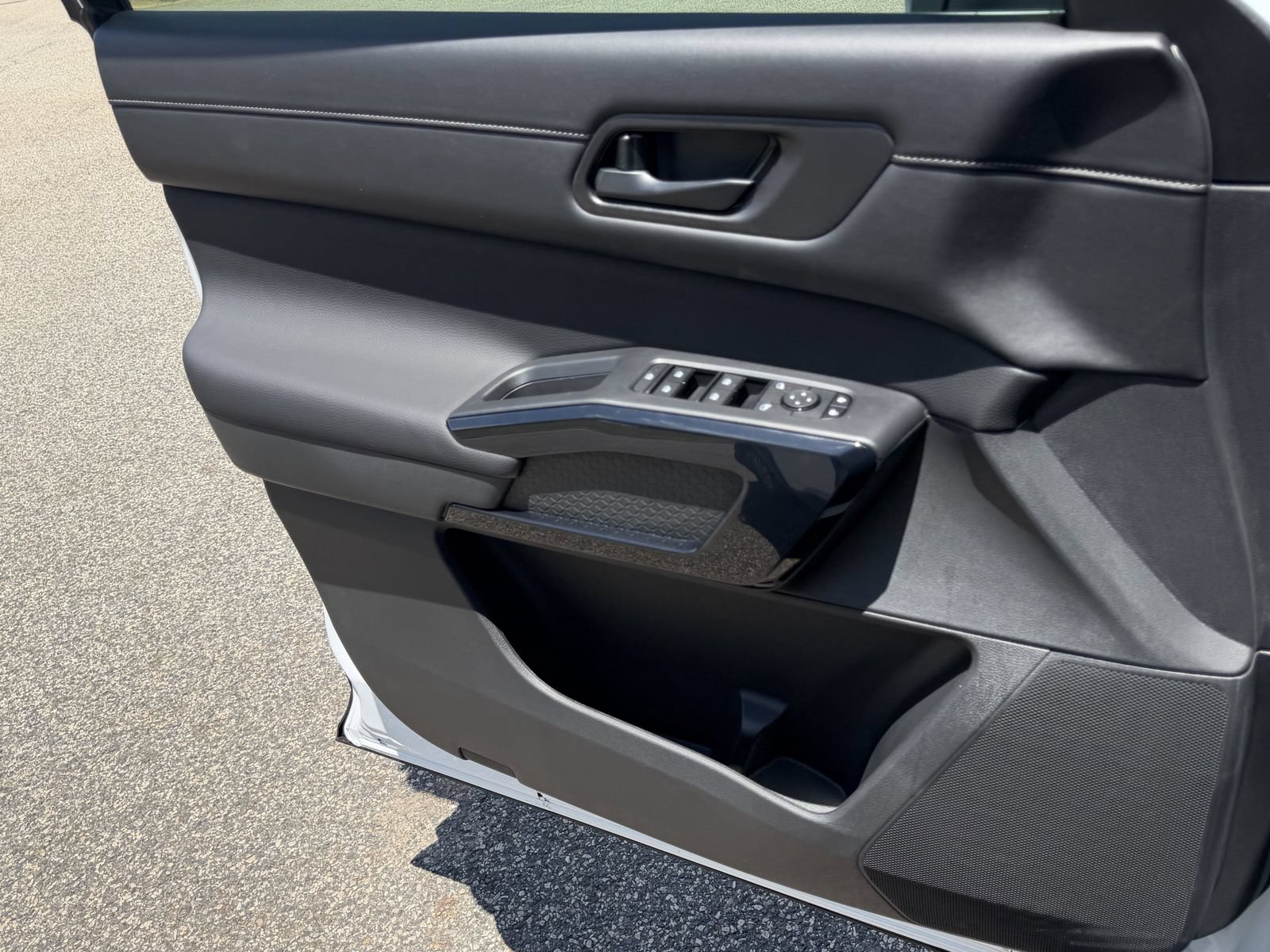 New 2026 Nissan Pathfinder SV FWD image 16
