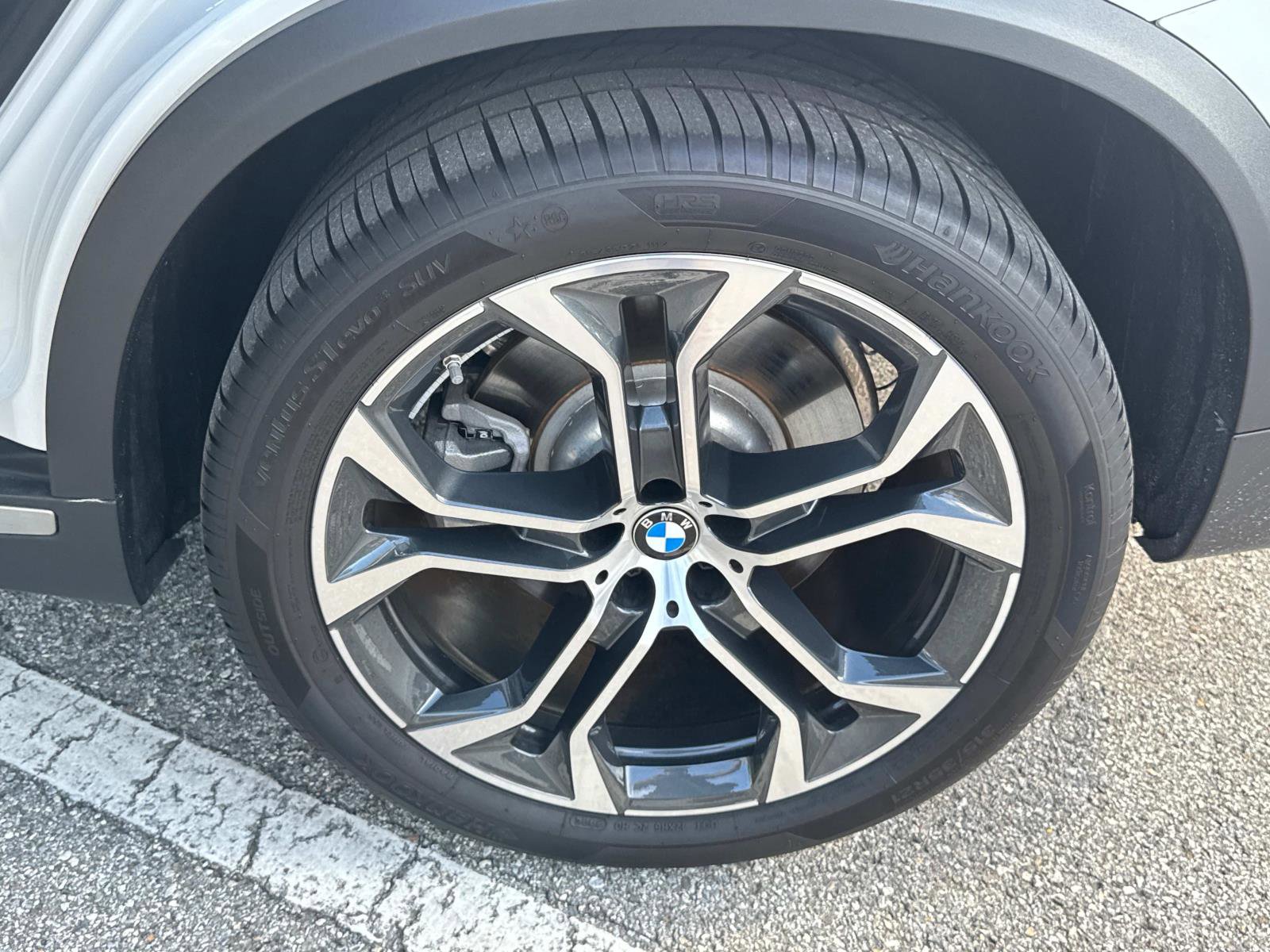 Certified 2025 BMW X5 xDrive50e w/ Parking Assistance Package image 11