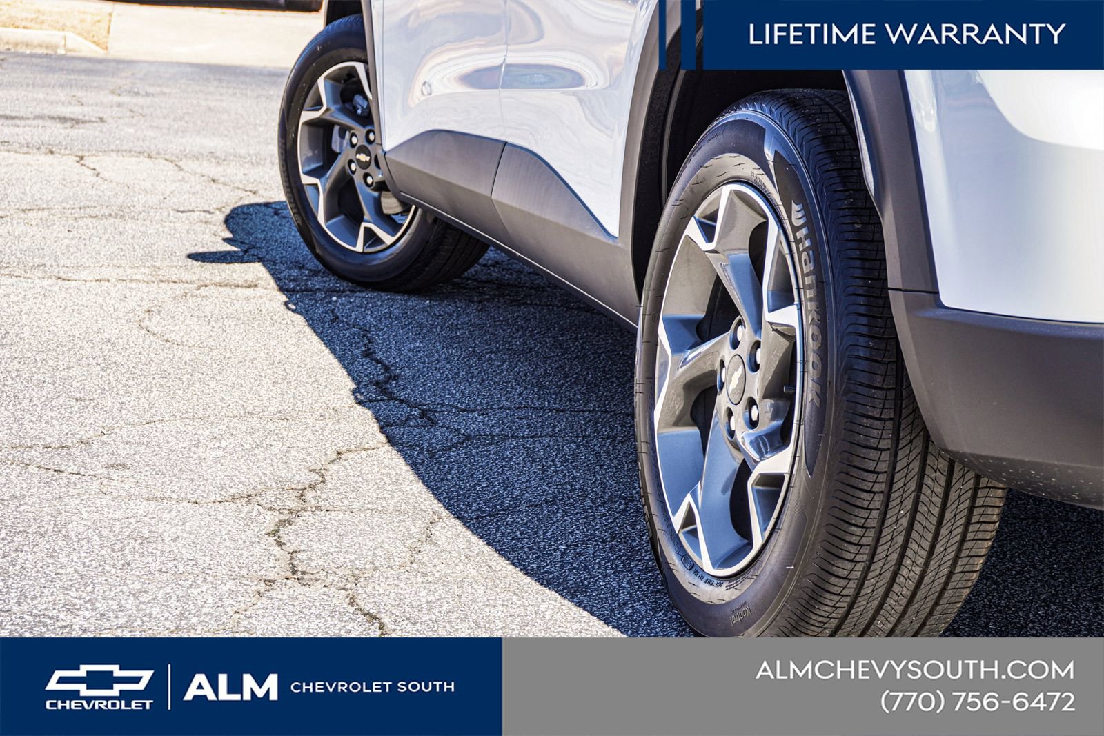 New 2025 Chevrolet Trax LT w/ Sunroof Package FWD image 13