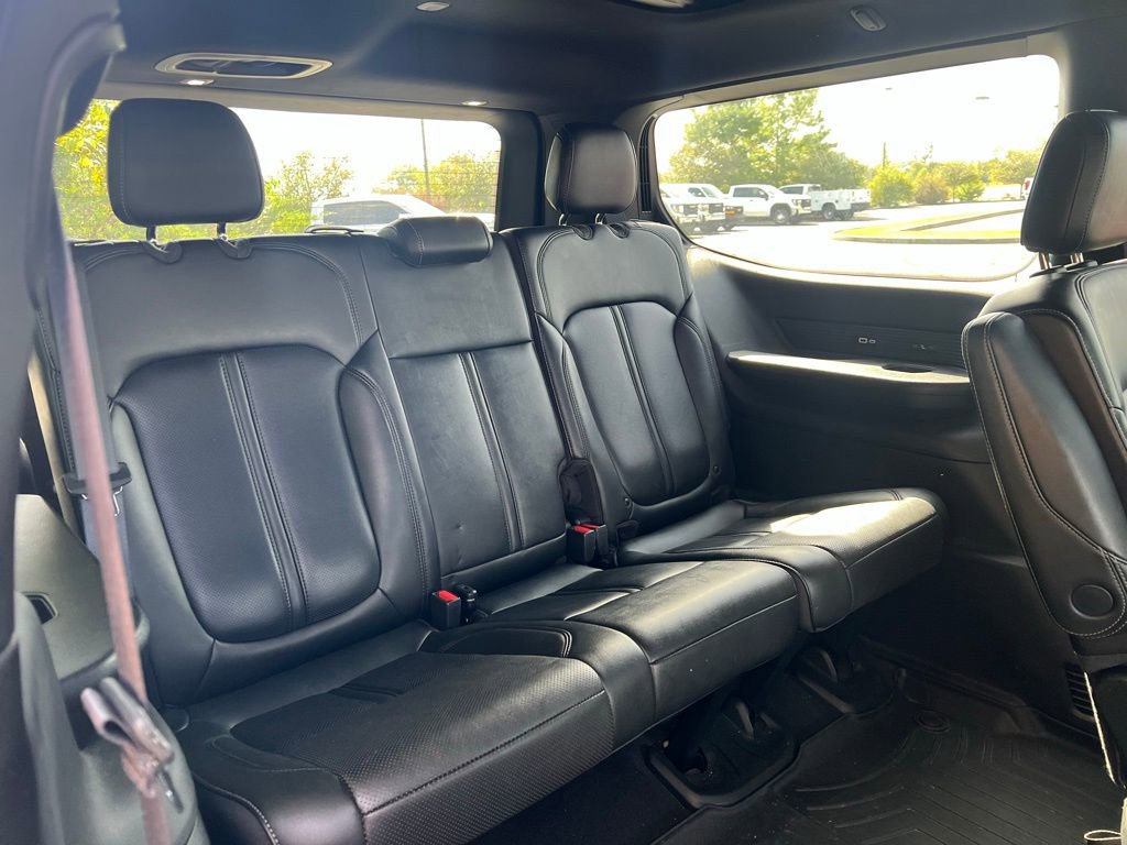Used 2022 Jeep Wagoneer Series III w/ Premium Group I image 16