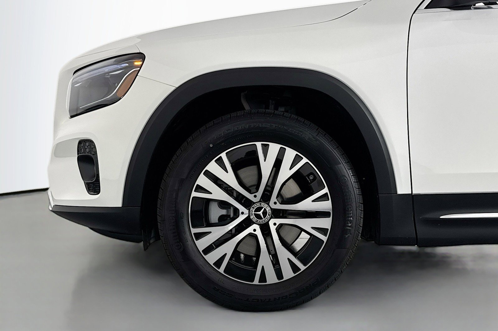 New 2026 Mercedes-Benz GLB 250 image 9