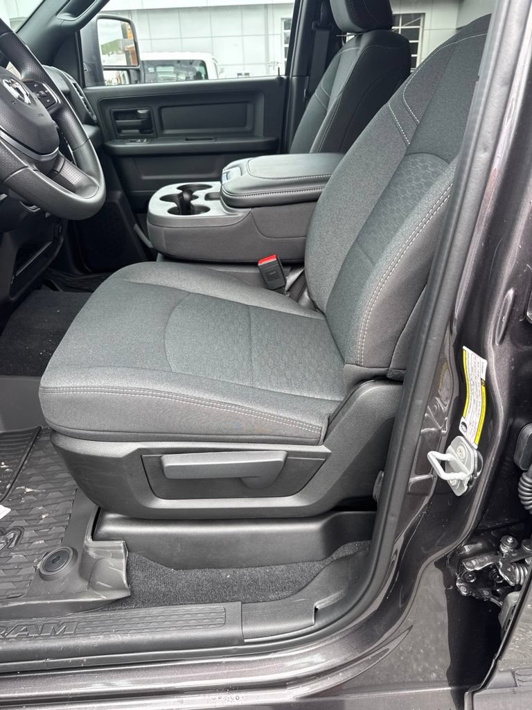 New 2026 RAM 2500 Warlock AWD/4WD image 9