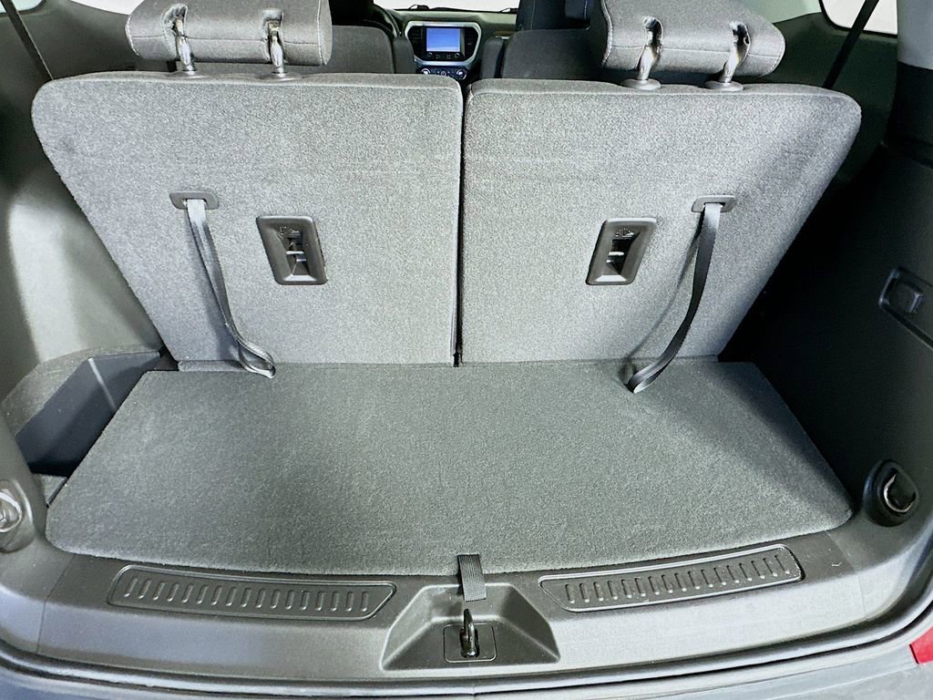 Used 2023 GMC Acadia SLE w/ Driver Convenience Package image 34