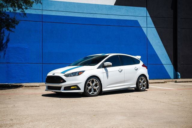 Used 2016 Ford Focus ST image 19