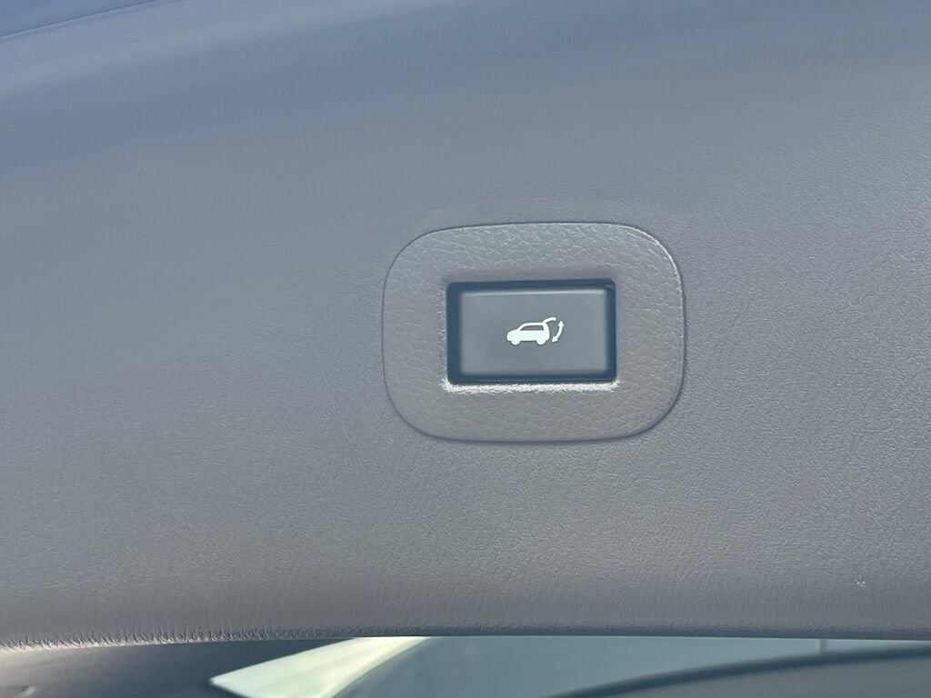 Used 2023 INFINITI QX80 Sensory w/ All-Season Package AWD/4WD image 29