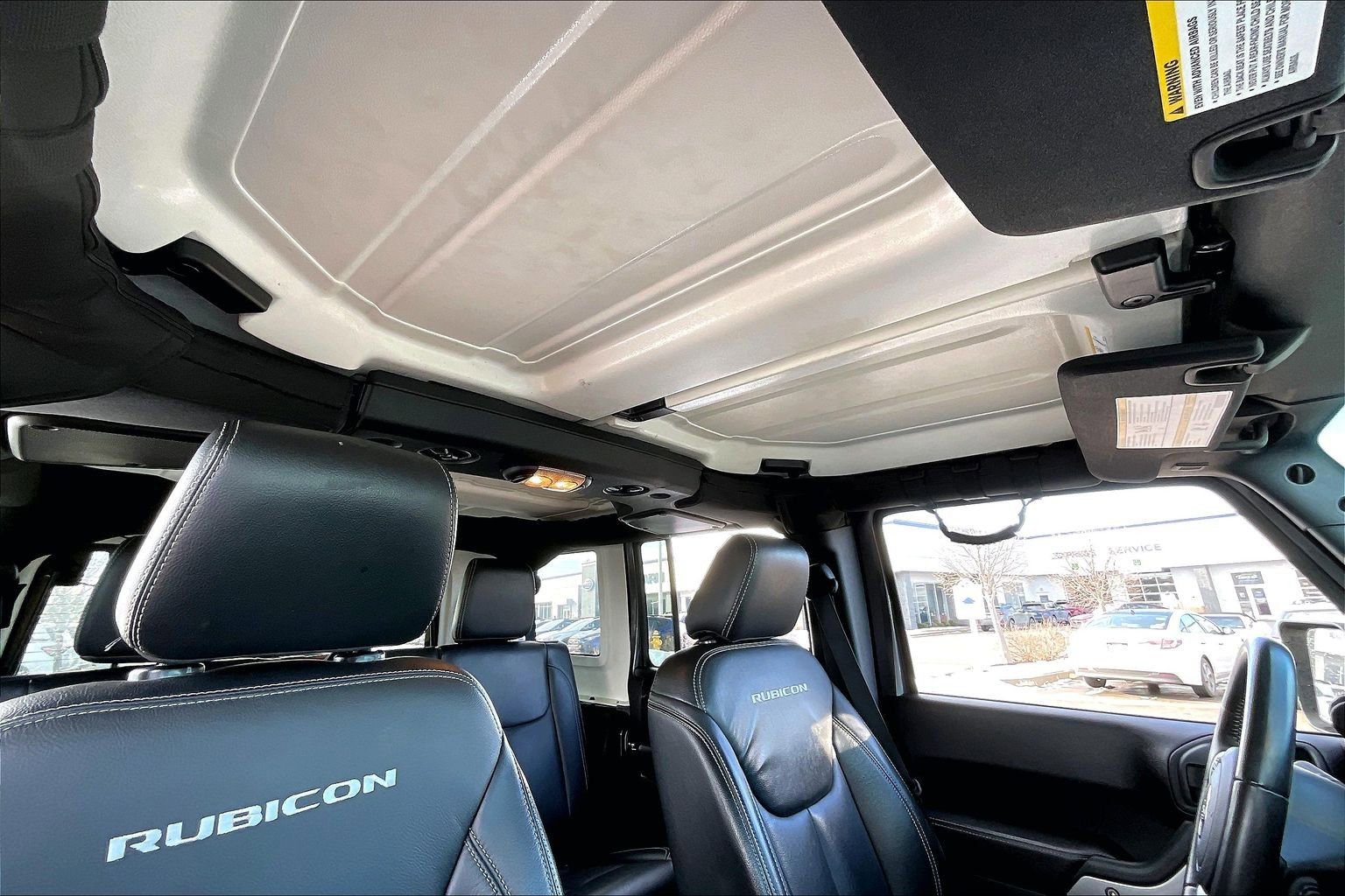 Used 2016 Jeep Wrangler Unlimited Rubicon image 16