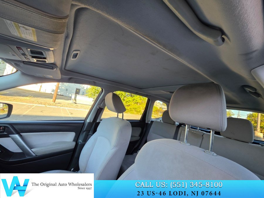Used 2016 Subaru Forester 2.5i Premium w/ All-Weather Package AWD/4WD image 10