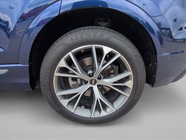 Used 2022 Audi Q8 Premium Plus w/ Premium Plus Package AWD/4WD image 23