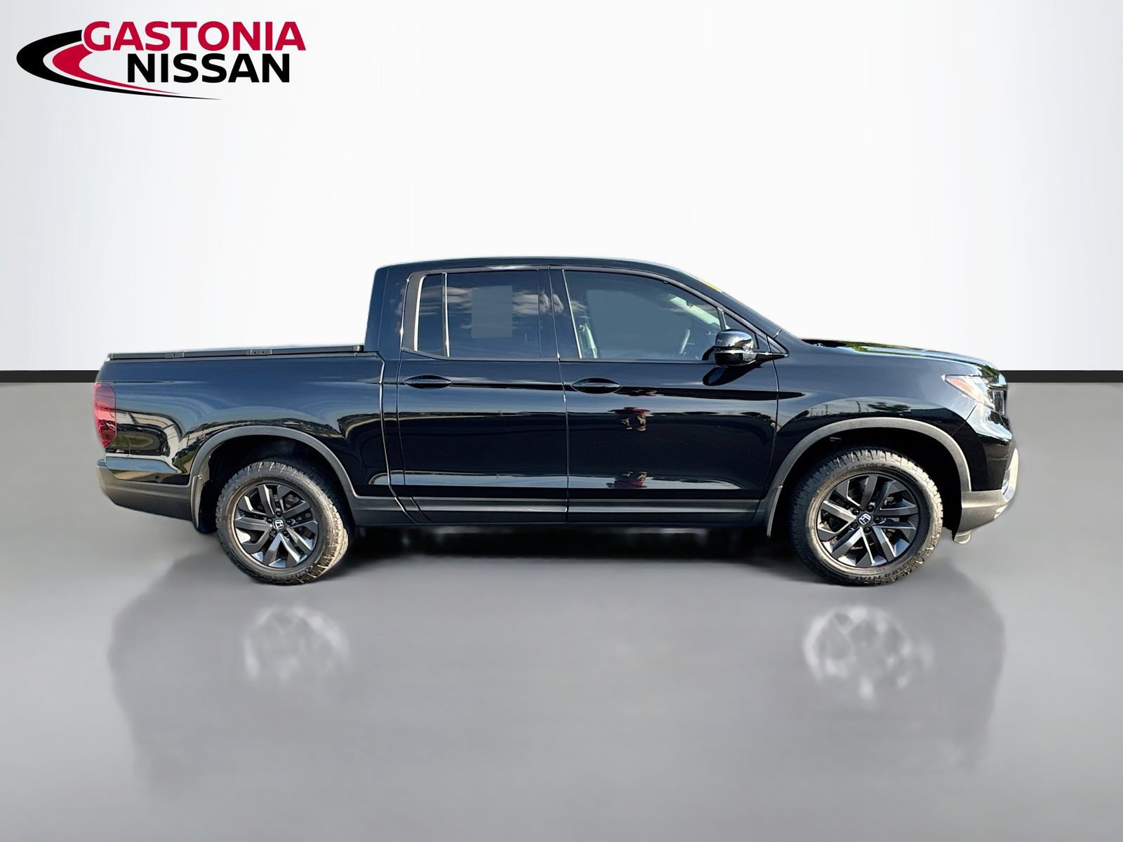 Used 2023 Honda Ridgeline Sport image 10
