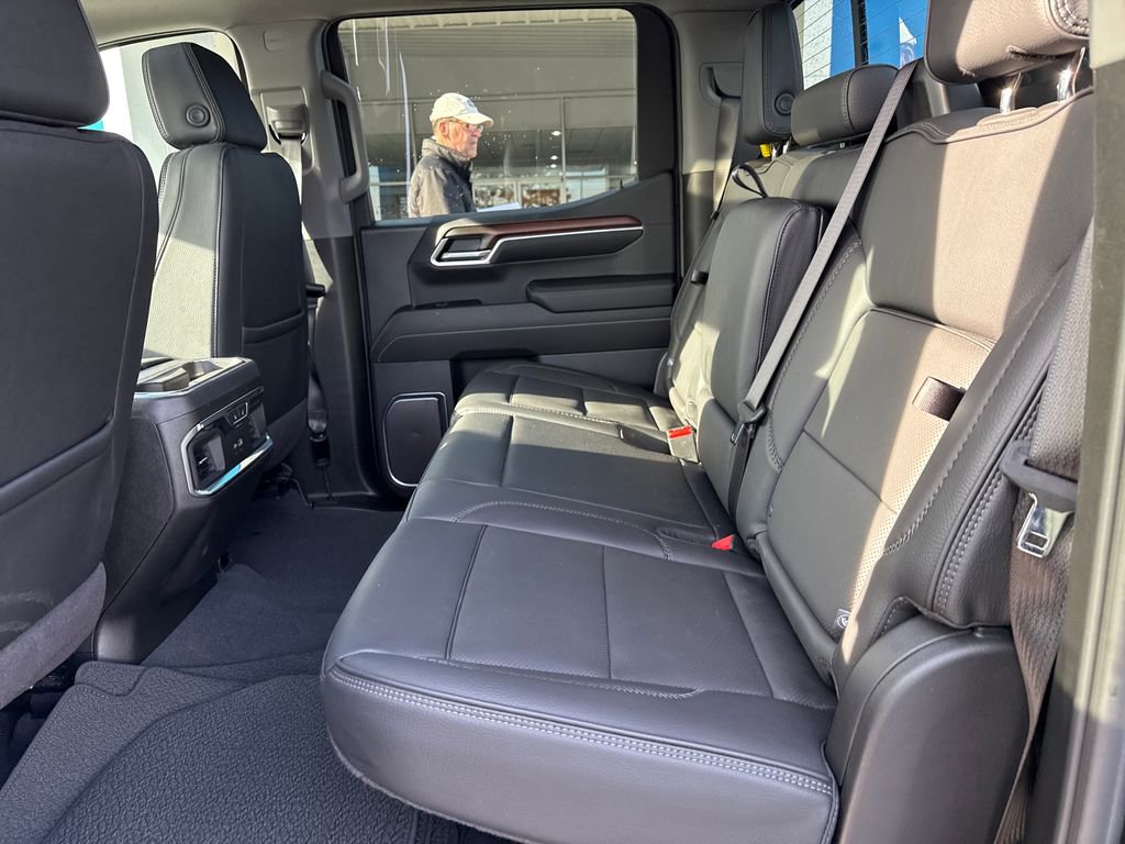 Used 2024 GMC Sierra 1500 Denali image 32