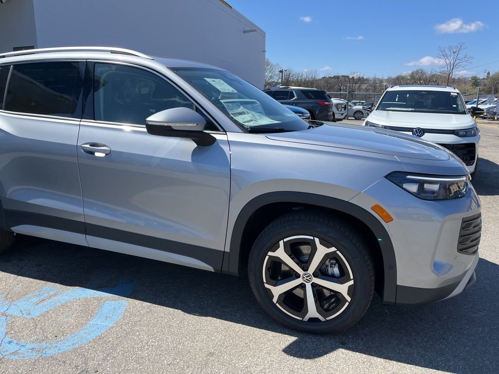 New 2026 Volkswagen Tiguan SE AWD/4WD image 9
