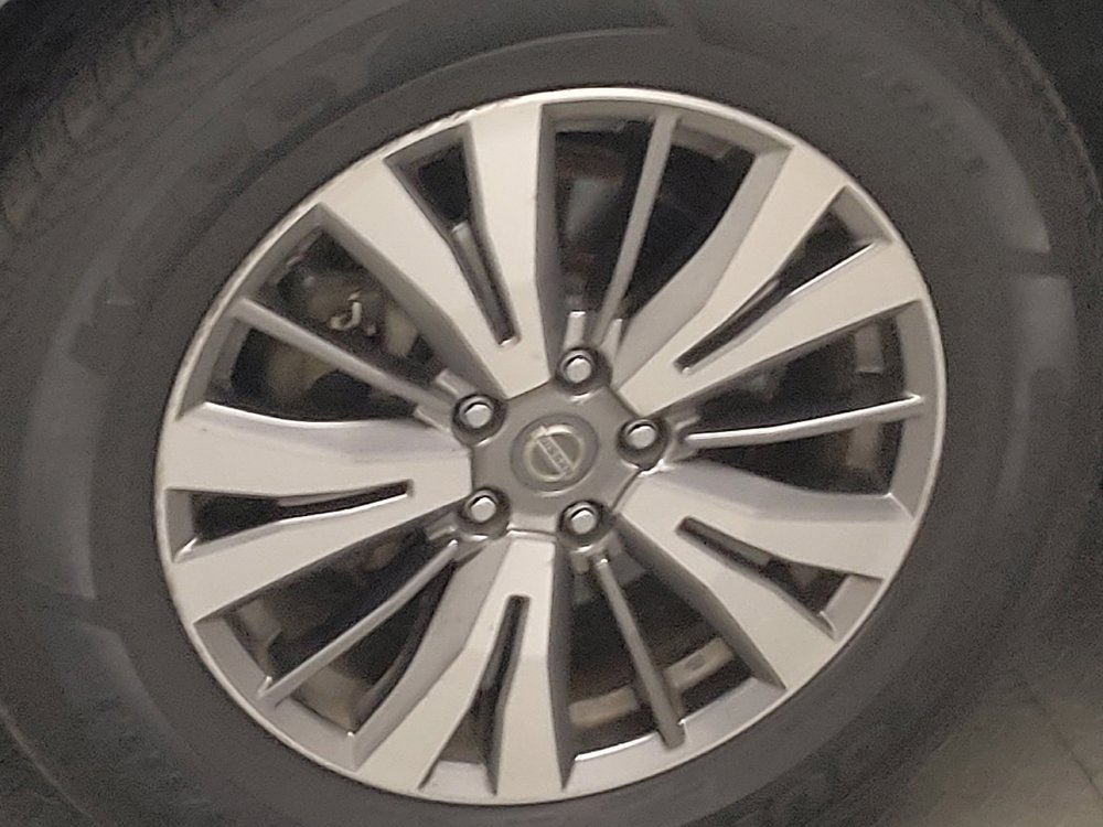 Used 2018 Nissan Pathfinder SV FWD image 31
