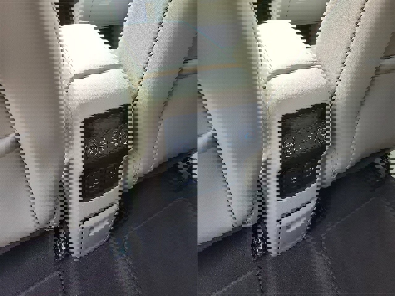 Used 2019 GMC Acadia Denali image 11