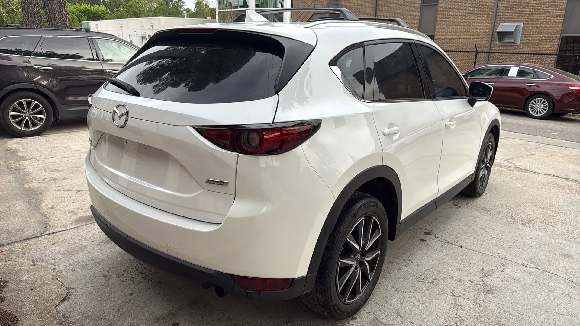 Used 2017 MAZDA CX-5 Grand Touring w/ Premium Package image 5