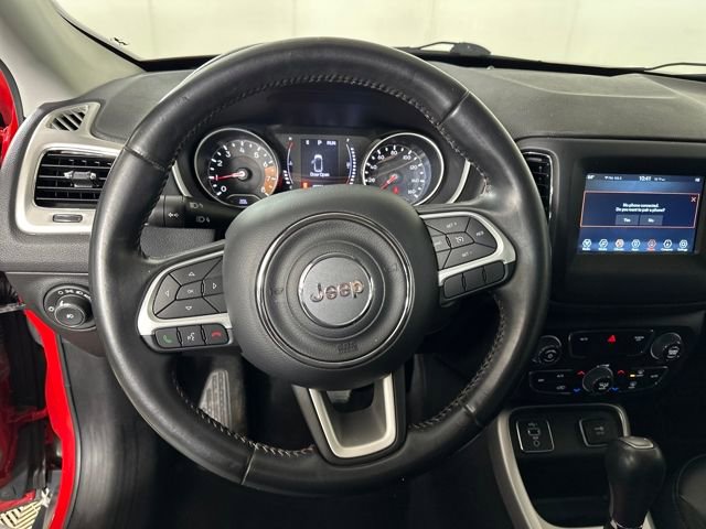 Used 2019 Jeep Compass Latitude image 14