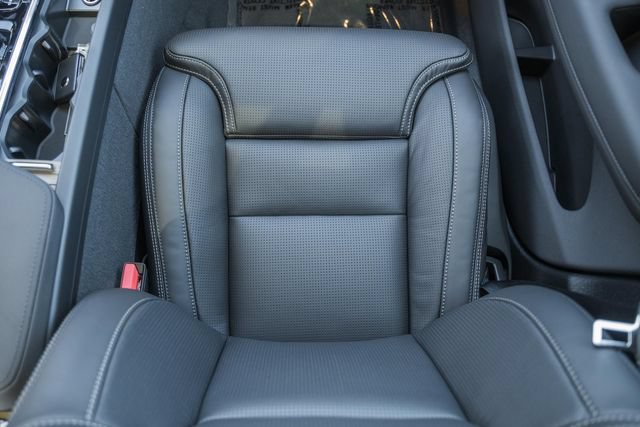 New 2027 Volvo XC60 B5 Ultra AWD/4WD image 32