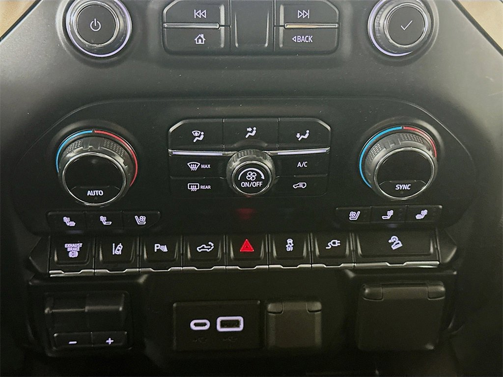 Used 2021 Chevrolet Silverado 2500 High Country w/ Z71 Off-Road Package image 18