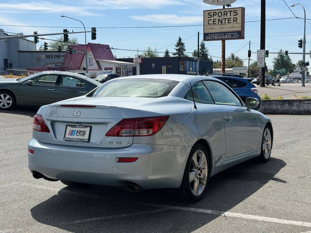 Used 2010 Lexus IS 350C RWD image 5