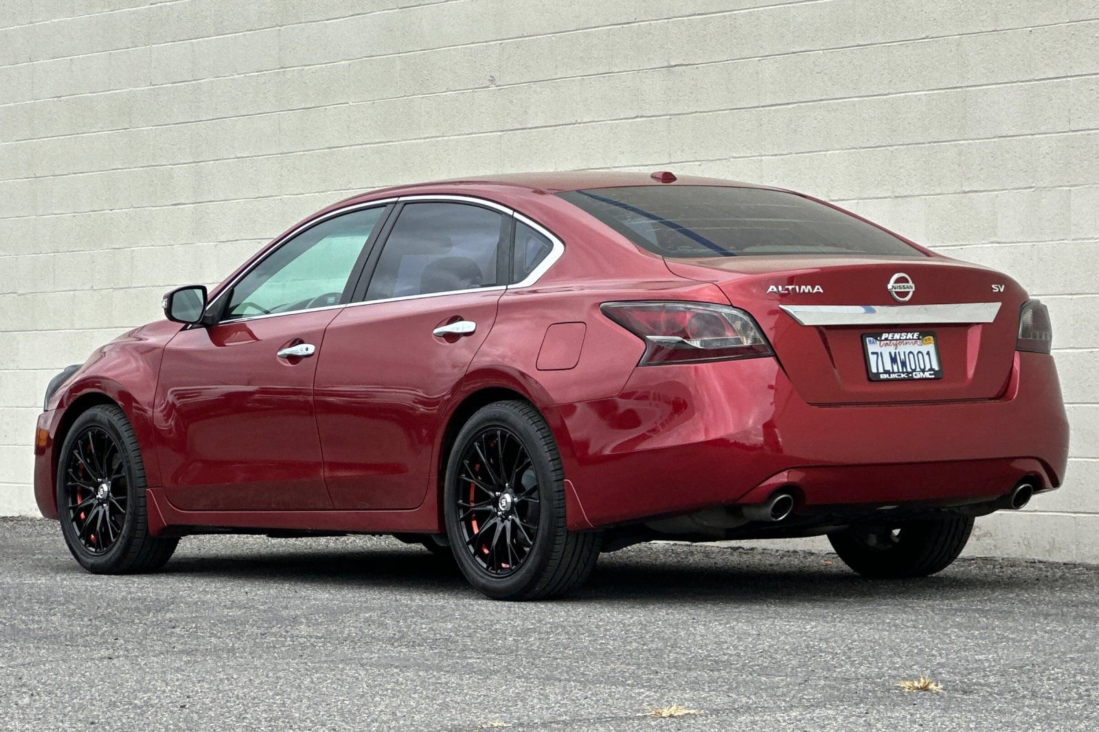 Used 2015 Nissan Altima 2.5 SV w/ Convenience Package FWD image 6