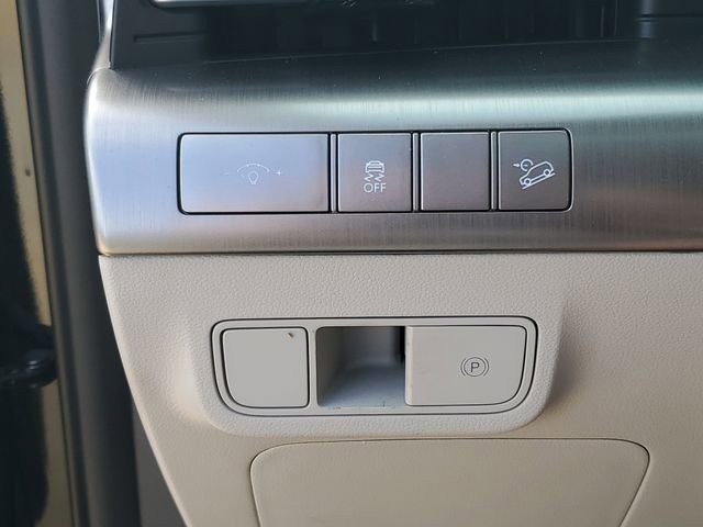 Used 2025 Hyundai Kona SEL image 27