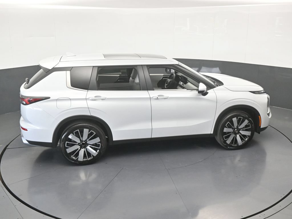 New 2026 Mitsubishi Outlander SE FWD image 55