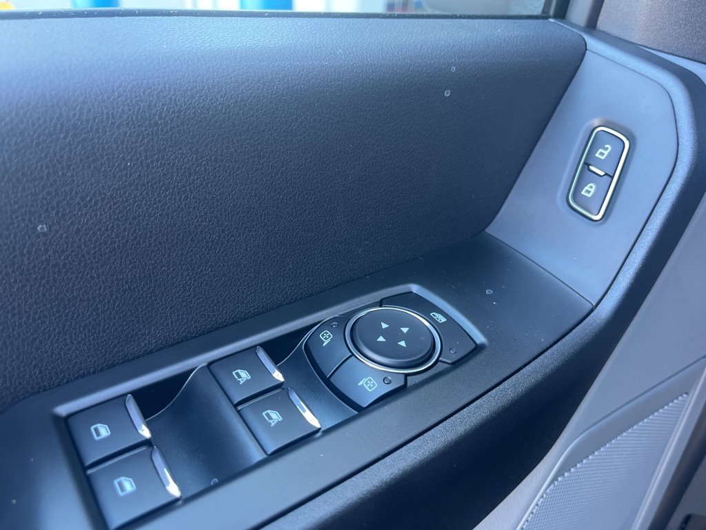 New 2026 Ford F350 XL w/ XL Chrome Package image 22