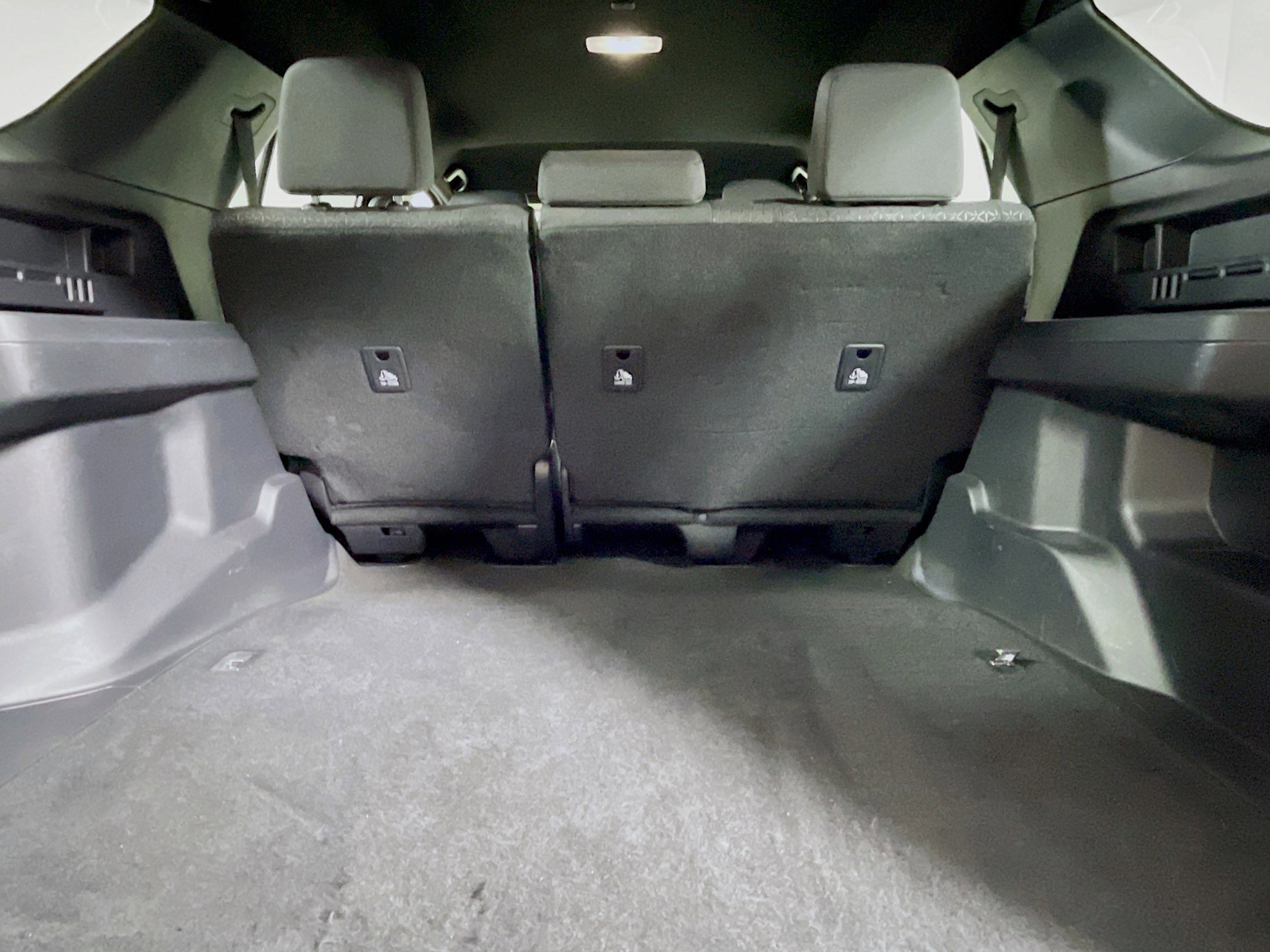 Used 2025 Toyota 4Runner SR5 image 28